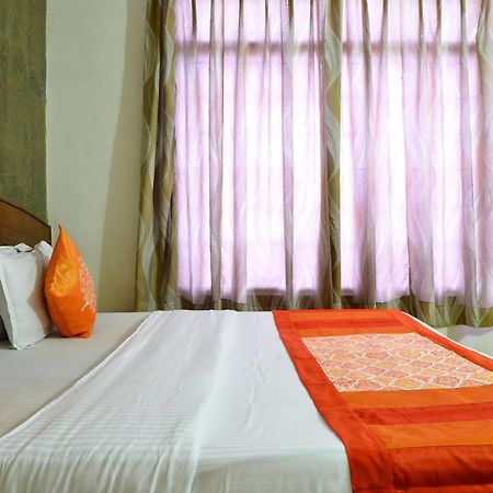 Airport Hotel Paradise International New Delhi Luaran gambar