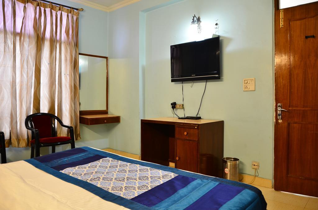 Airport Hotel Paradise International New Delhi Luaran gambar