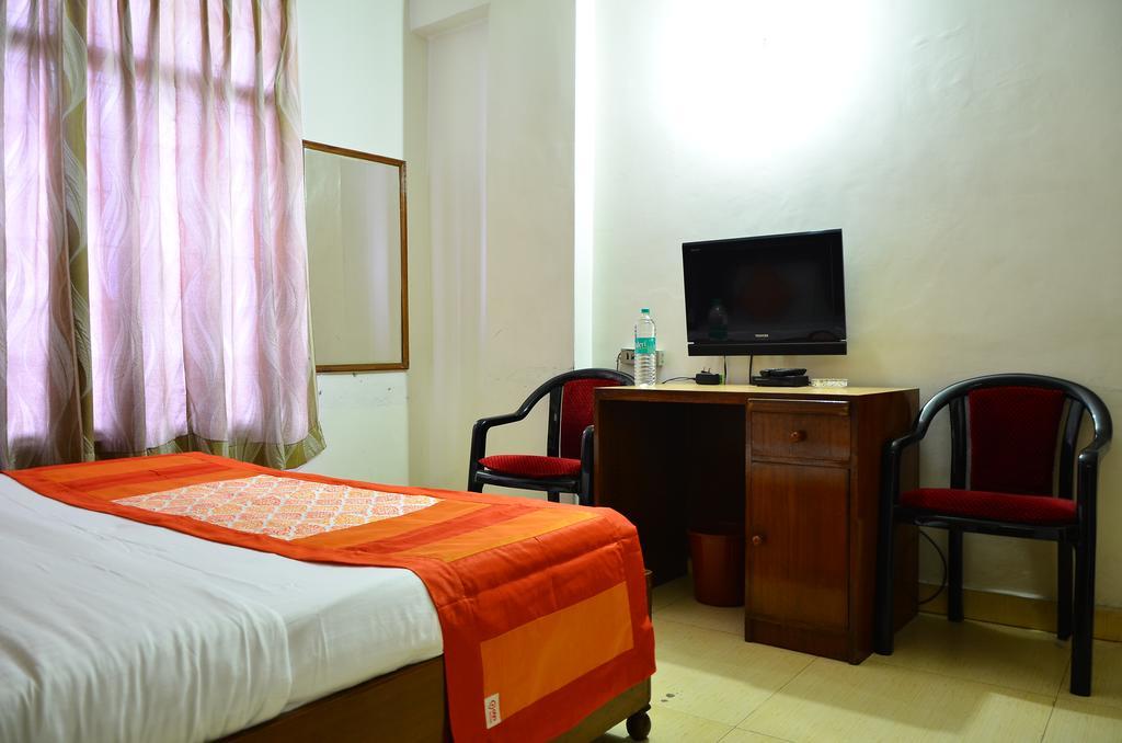Airport Hotel Paradise International New Delhi Luaran gambar