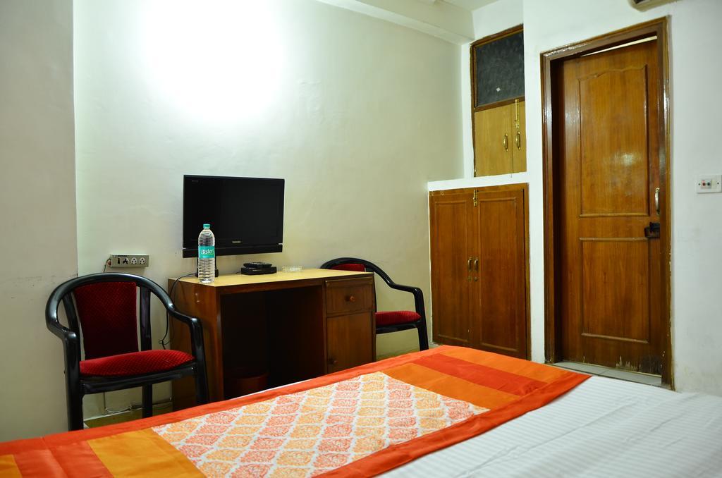 Airport Hotel Paradise International New Delhi Luaran gambar