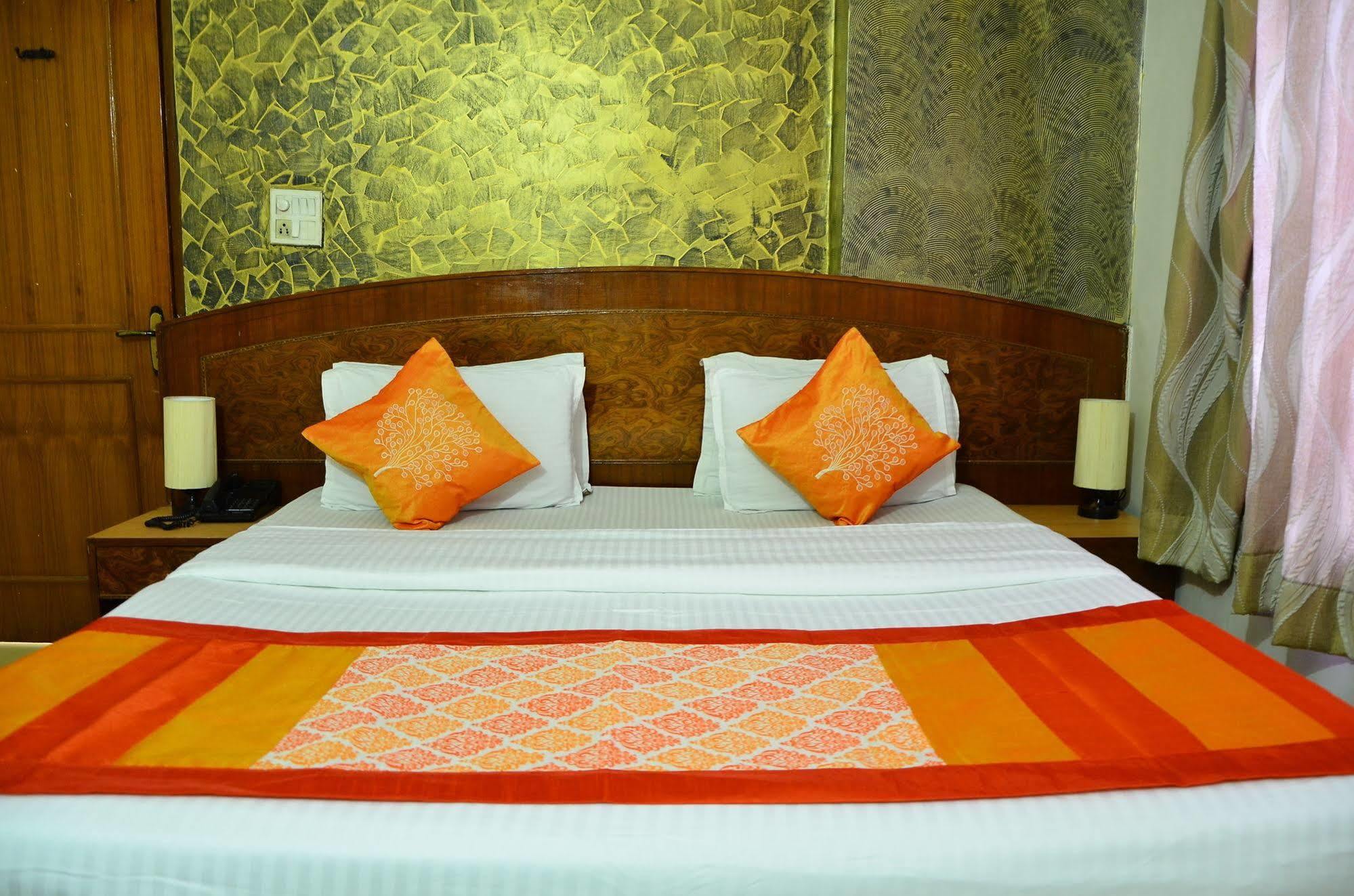 Airport Hotel Paradise International New Delhi Luaran gambar